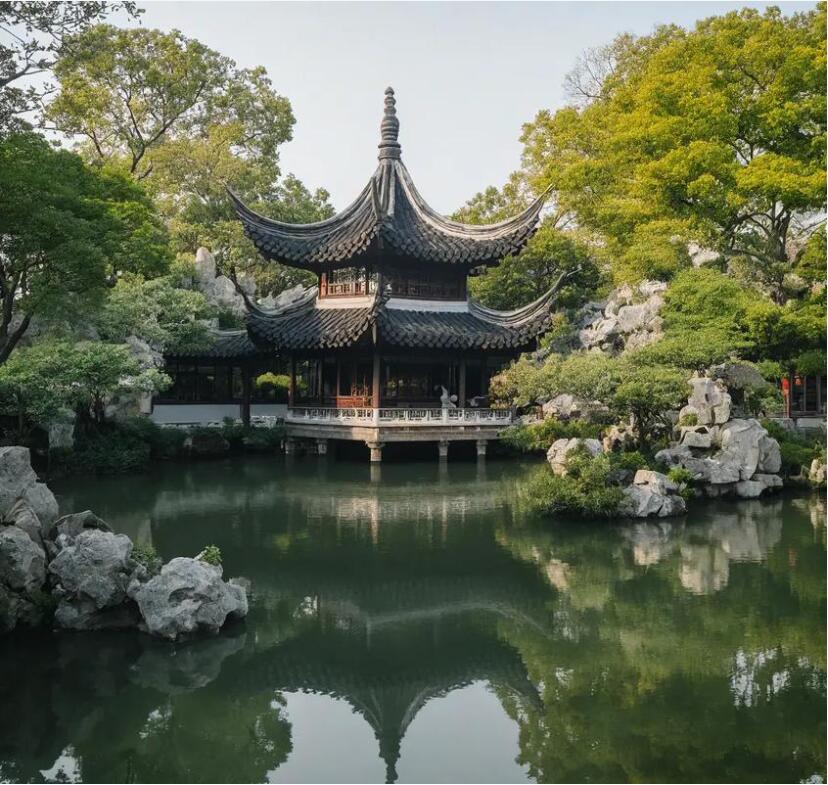 湘潭雨湖小萱餐饮有限公司